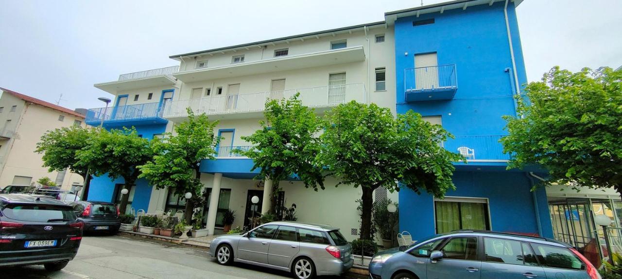 Hotel Marittimo Rimini Esterno foto