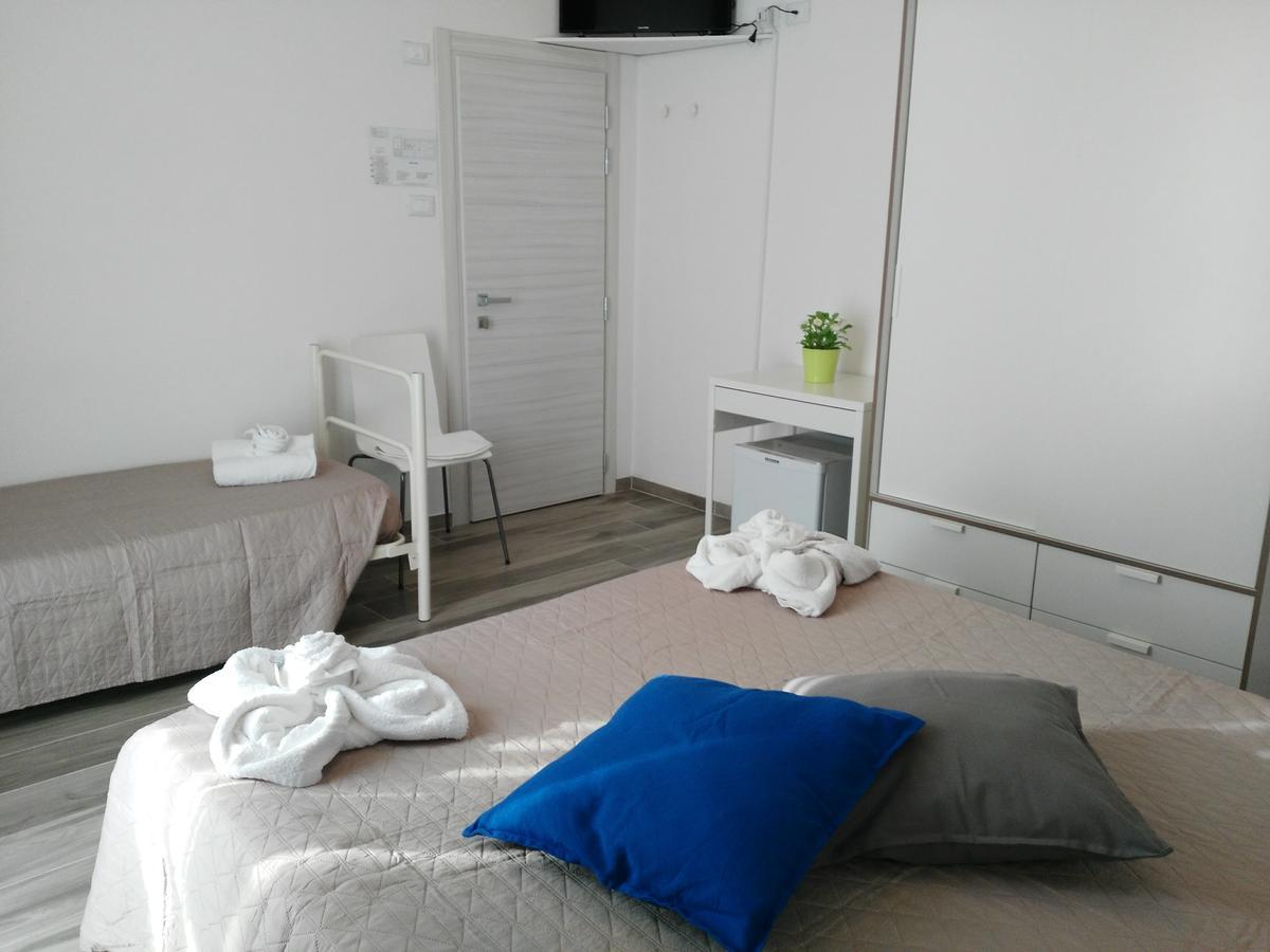 Hotel Marittimo Rimini Esterno foto